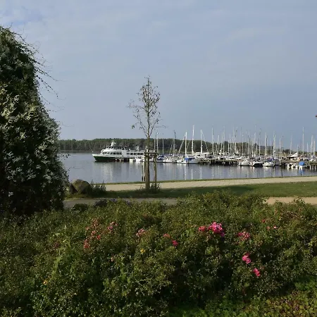 Appartamento Waterfront In With Terrace Rerik